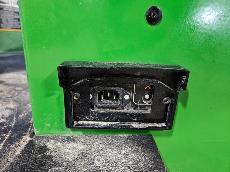 john-deere-te-4x2-image-16