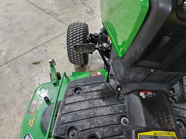 john-deere-1025r-image-24