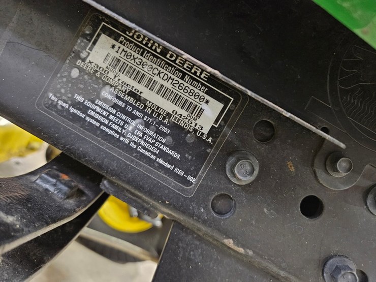 2013-john-deere-x300-image-29