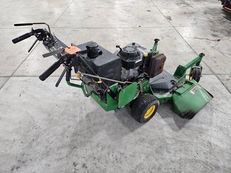 #157-•-john-deere-gs30-walk-behind-mower-image-6