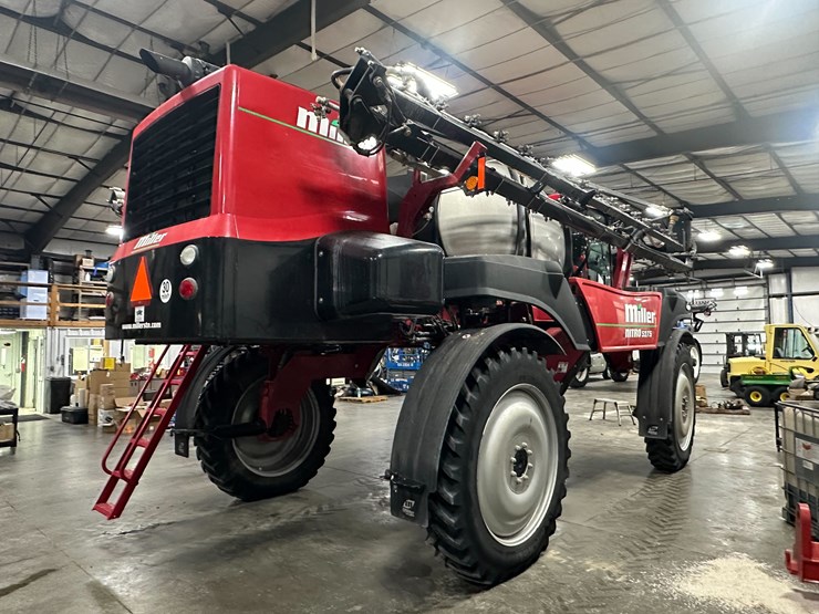 1-owner-miller-nitro-5275-with-engine-warranty-image-11