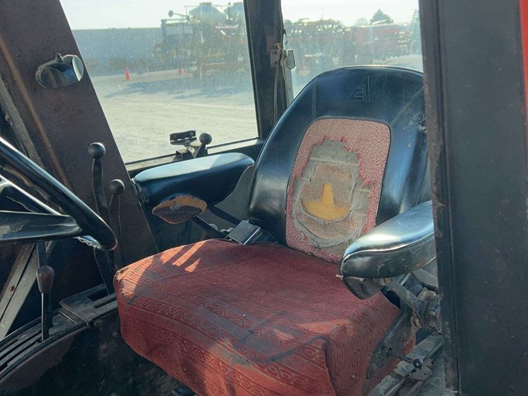 agco-allis-7060-image-17