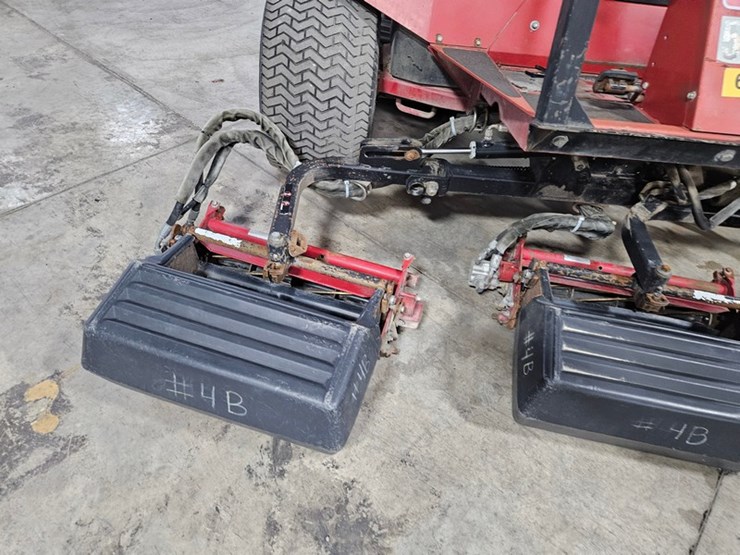 #174-•-toro-5000d-reelmaster-fairway-mower-image-9