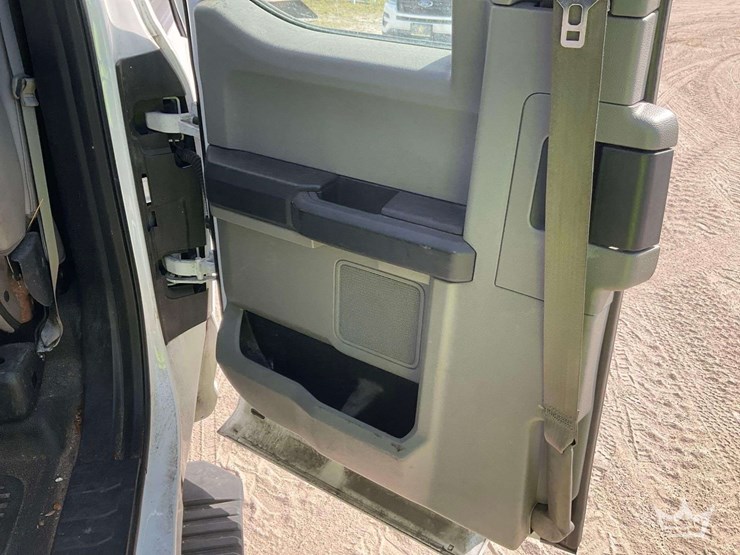 2017-ford-f250-image-18