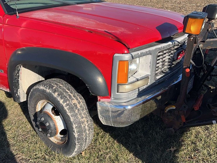 2000-gmc-k3500-image-3