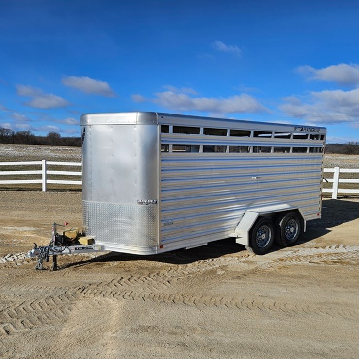 #14 • 2024 Featherlite 18' Aluminum Stock Trailer