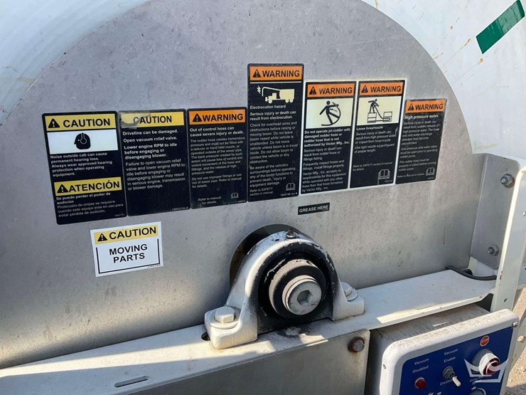 2013-international-workstar-7500-image-34