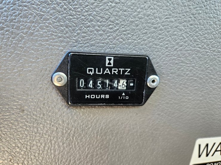 2019-ford-e450-image-17