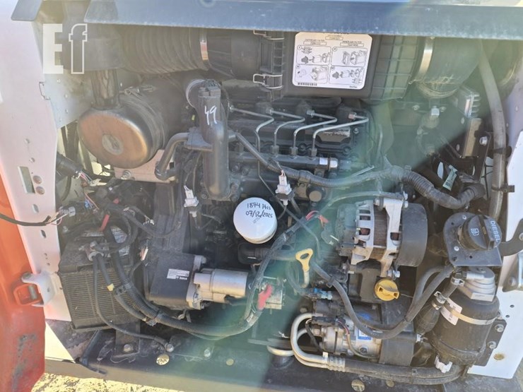 2019-bobcat-s590-image-11