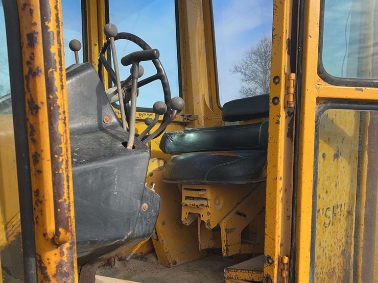 john-deere-570-image-20