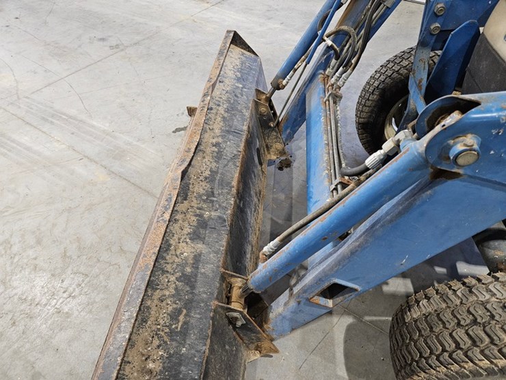 new-holland-1530-image-9