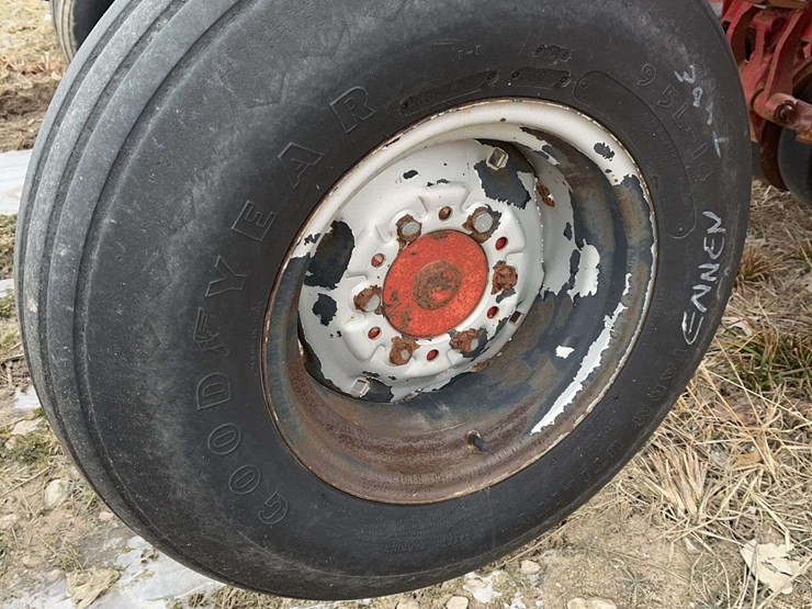 case-ih-5400-image-10