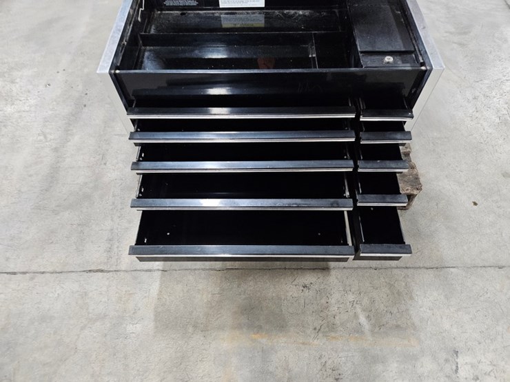 #185-•-snap-on-corvette-40th-anniversary-tool-box-image-9