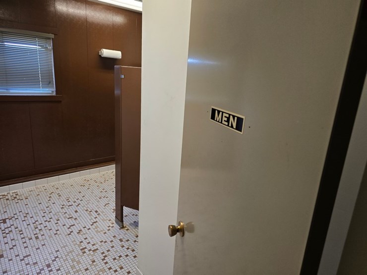 #1-•-34.00-+/--acre-commercial-property-image-116