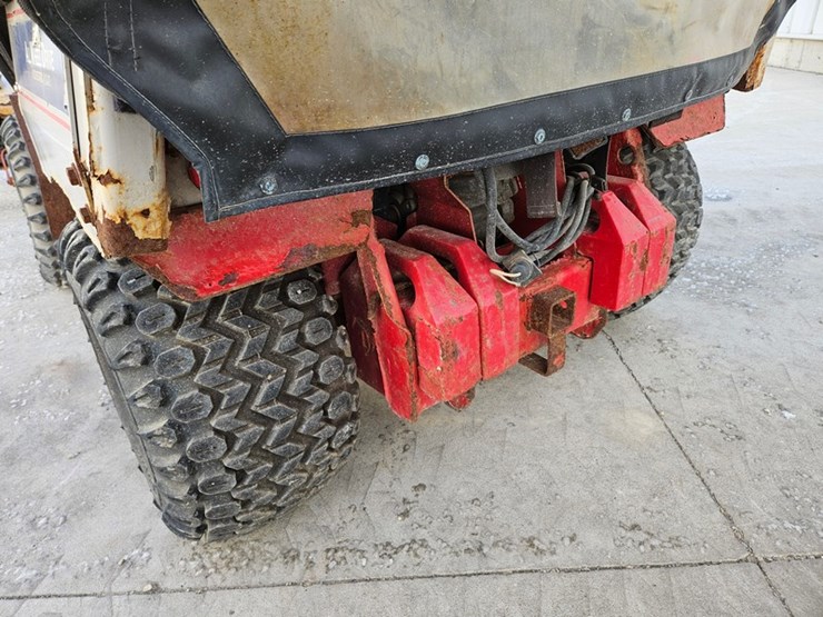 ventrac-4200-image-11