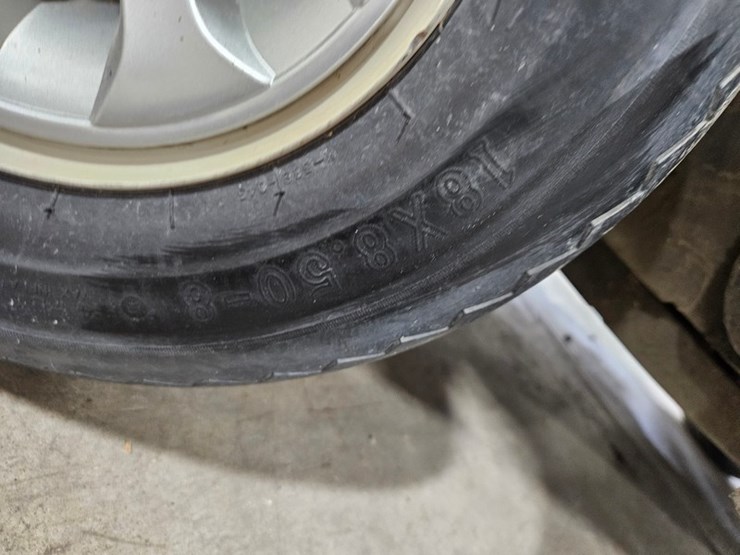 #130-•-2015-yamaha-ydrax5f-golf-cart-image-21