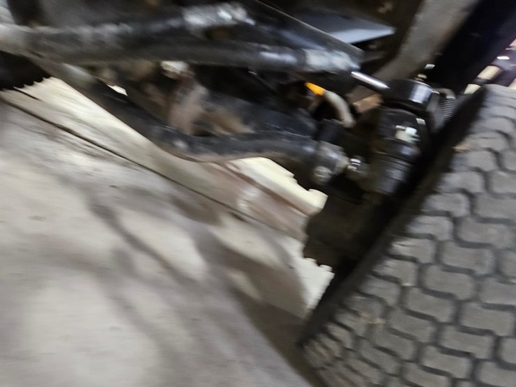 2011-toro-groundsmaster-4000d-image-26