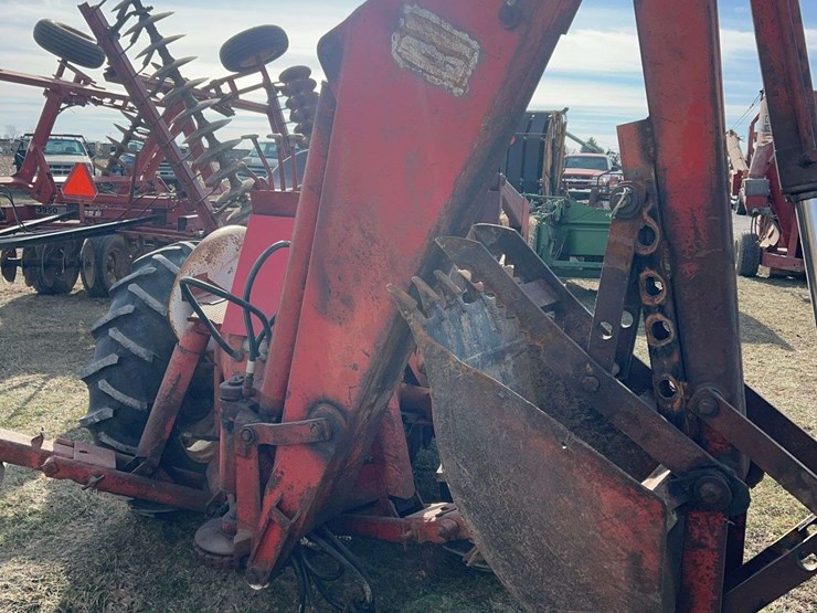 1958-ford-tractor-image-5