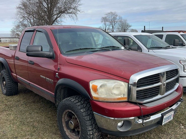 2006-dodge-ram-2500-image-2