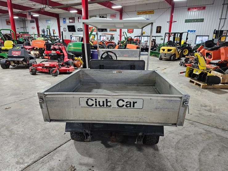 club-car-turf-2-image-4