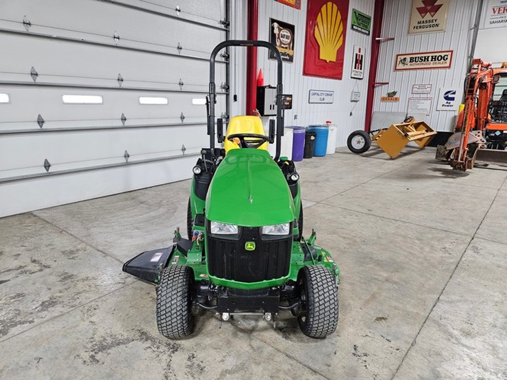 john-deere-1025r-image-8