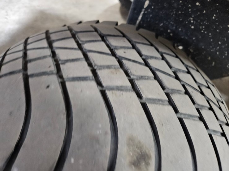 #167-•-toro-versa-vac-towable-vac-image-34