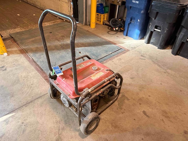 blackmax-gas-generator-w/honda-engine-image-4