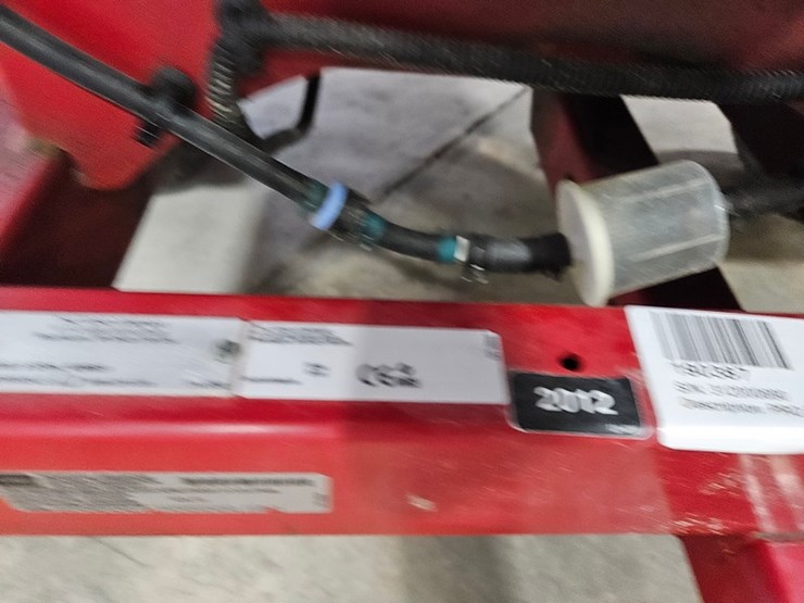 #108-•-2012-toro-pro-force-blower-image-12