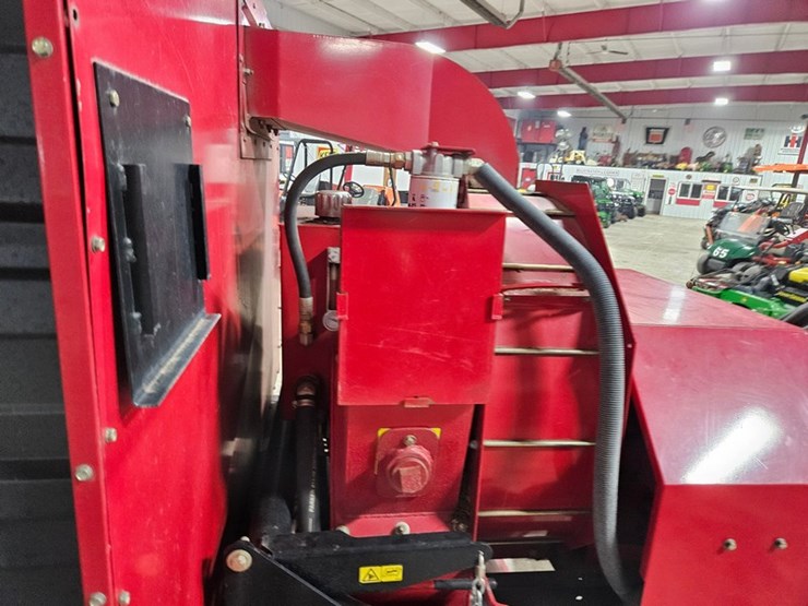 #167-•-toro-versa-vac-towable-vac-image-16