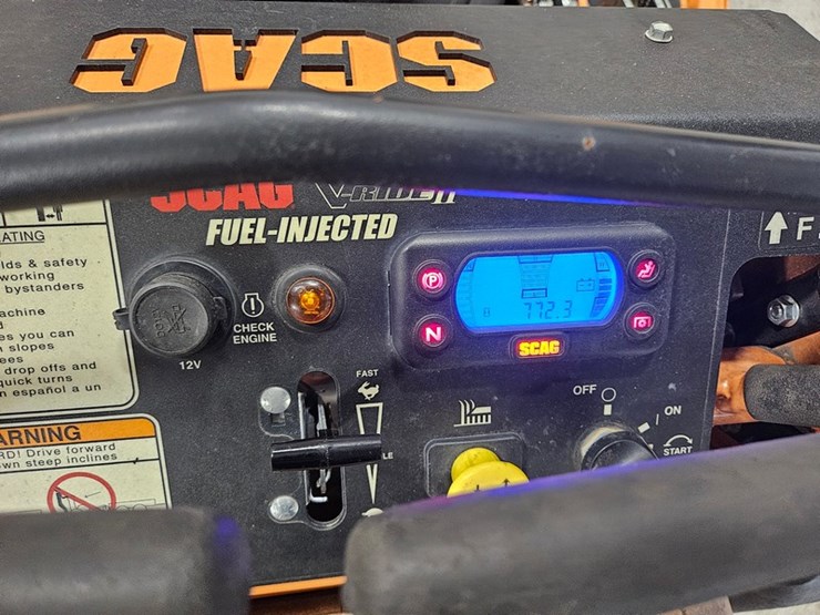 #106-•-2022-scag-v-ride-ii-fuel-injected-stand-on-mower-image-26
