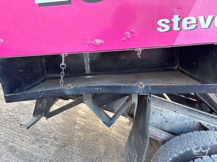 2006-gmc-c6500-crew-cab-chipper-truck-image-21