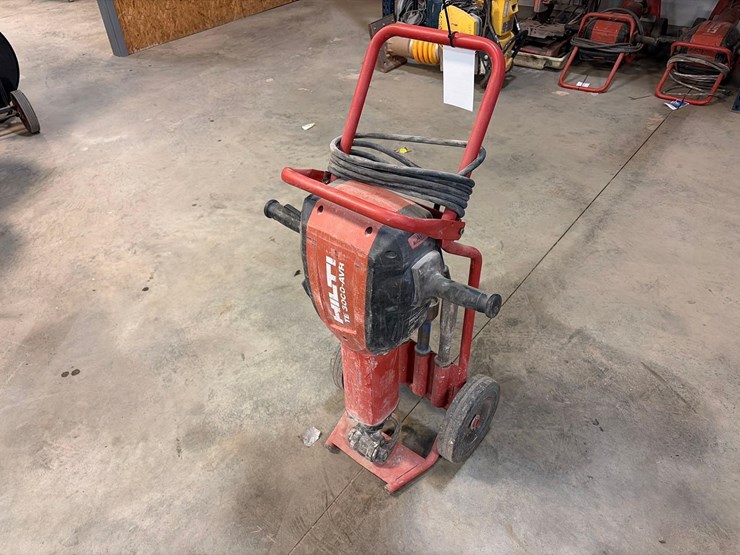 hilti-te-3000-avr-jackhammer-image-1