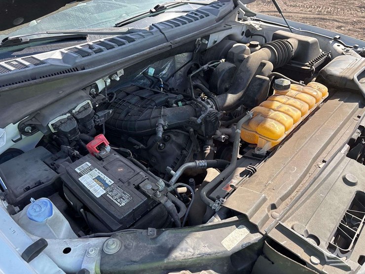 2016-ford-f150-image-8