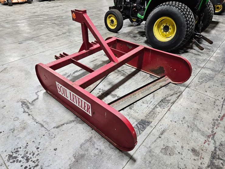 #138-•-60"-3pt-soil-leveler-image-3