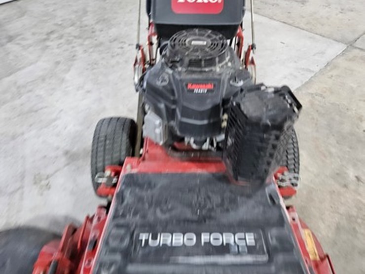 #158-•-2016-toro-turbo-force-36-walk-behind-mower-image-11