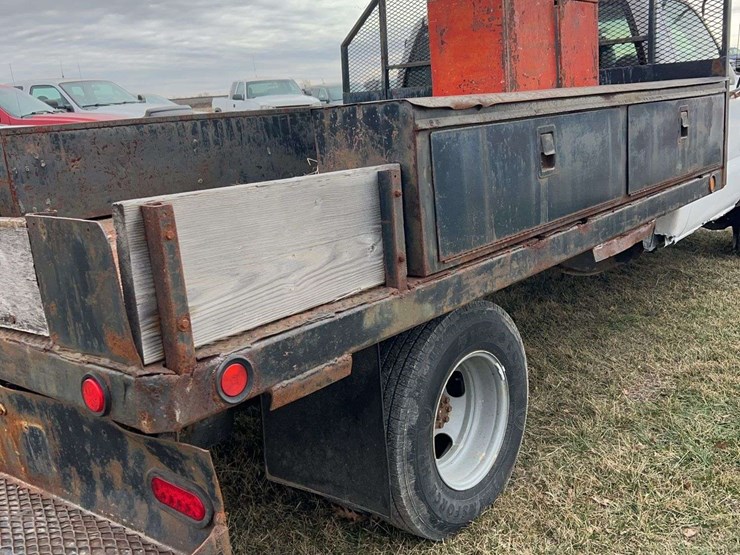 2005-chevrolet-3500-image-10