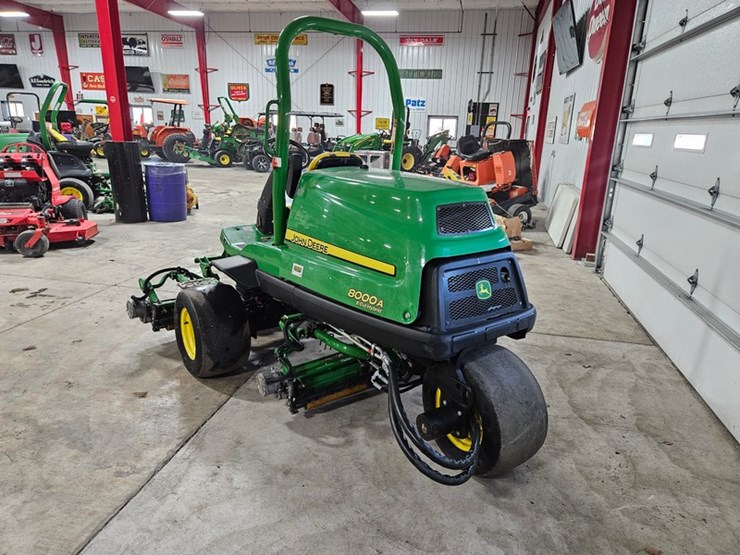 john-deere-8000a-image-3