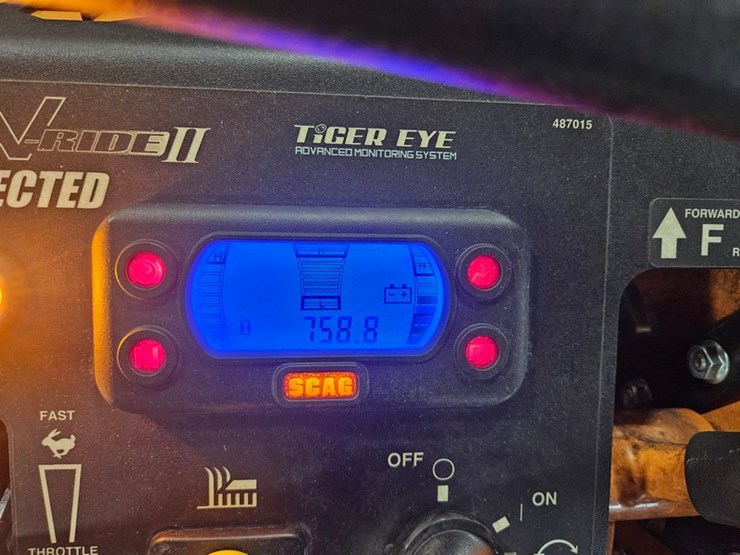 #105-•-2022-scag-v-ride-ii-fuel-injected-stand-on-mower-image-23