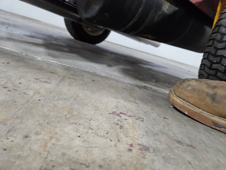 #156-•-tru-turf-rs48-11e-greens-roller-image-20