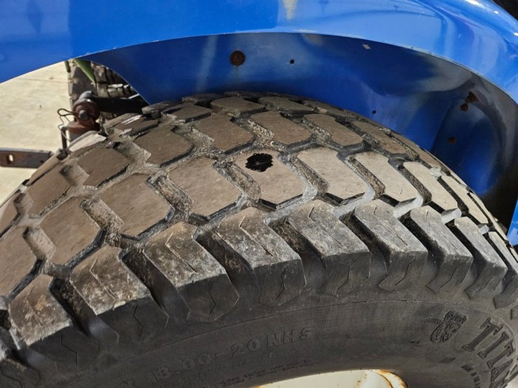 new-holland-tc40d-image-18