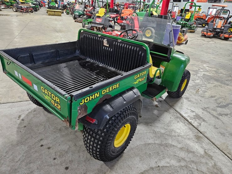 john-deere-gator-image-5