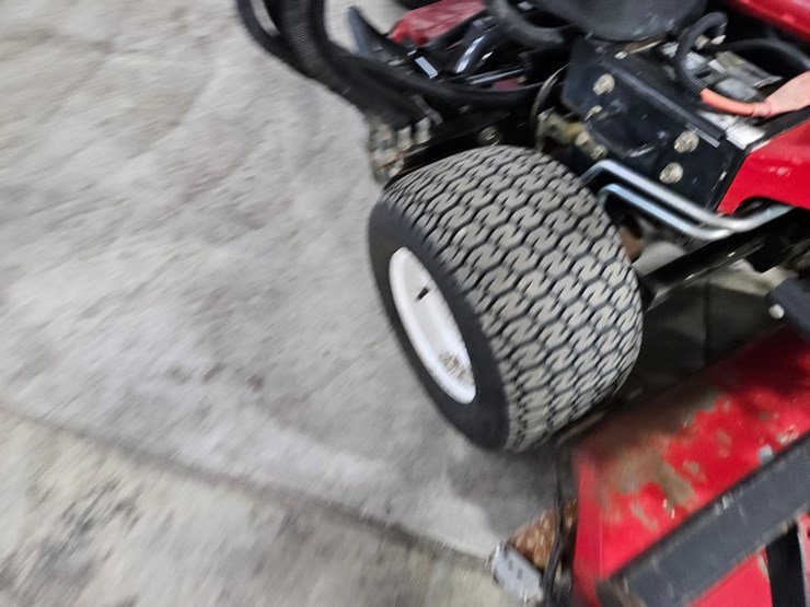 toro-groundsmaster-3500d-image-11