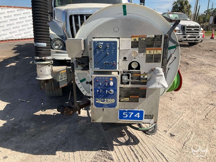 2013-international-workstar-7500-image-27