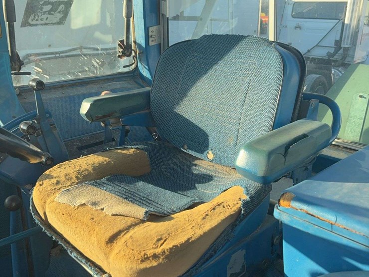 1982-ford-tractor-image-17