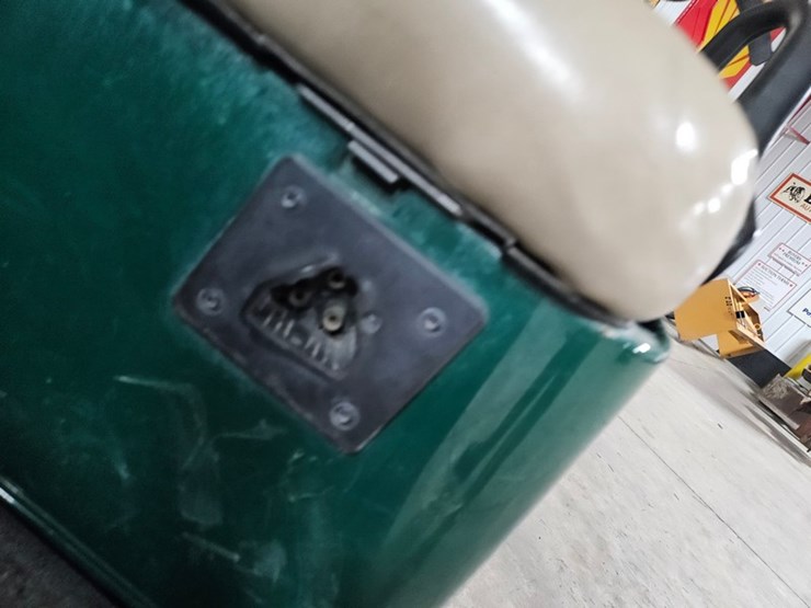 #144-•-2013-ez-go-rxv-electric-golf-cart-image-17