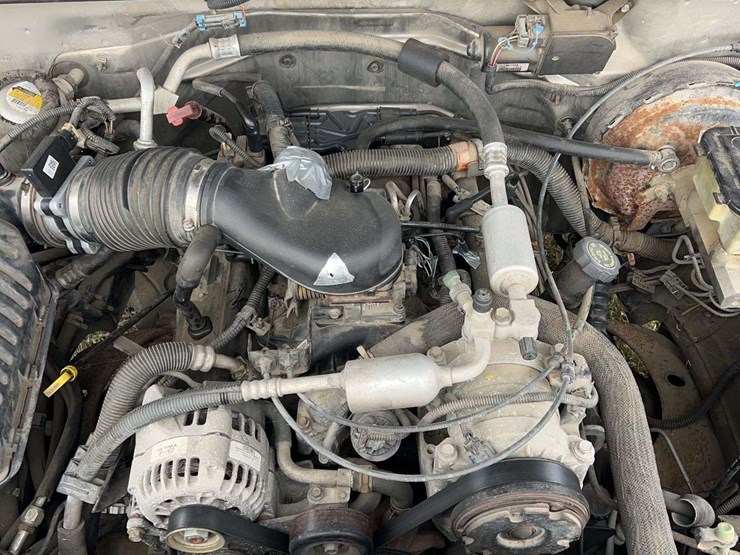 1999-chevrolet-tahoe-image-22