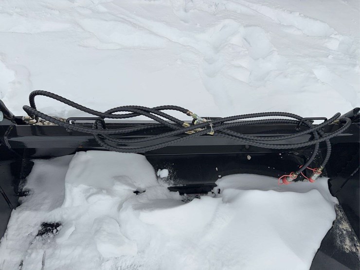 topcat-73”-4-in-1-skid-steer-bucket-image-9