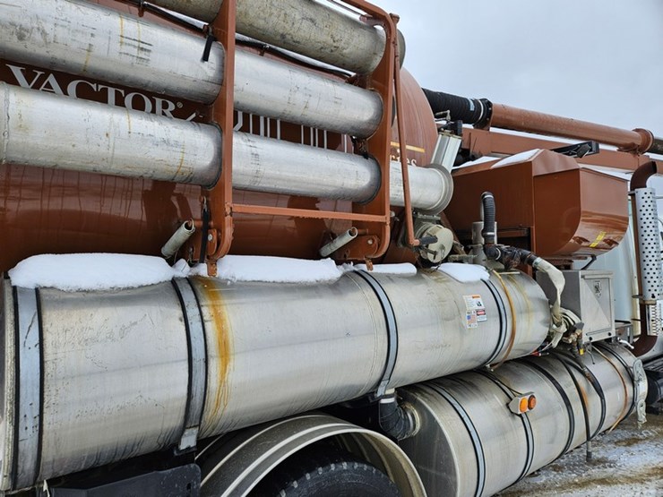 2001-vactor-2100-image-14