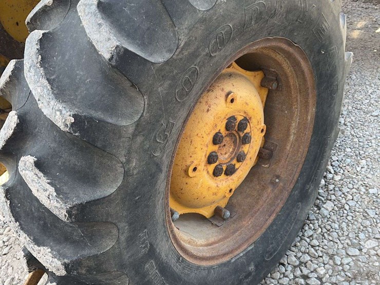 1968-massey-ferguson-200-image-18