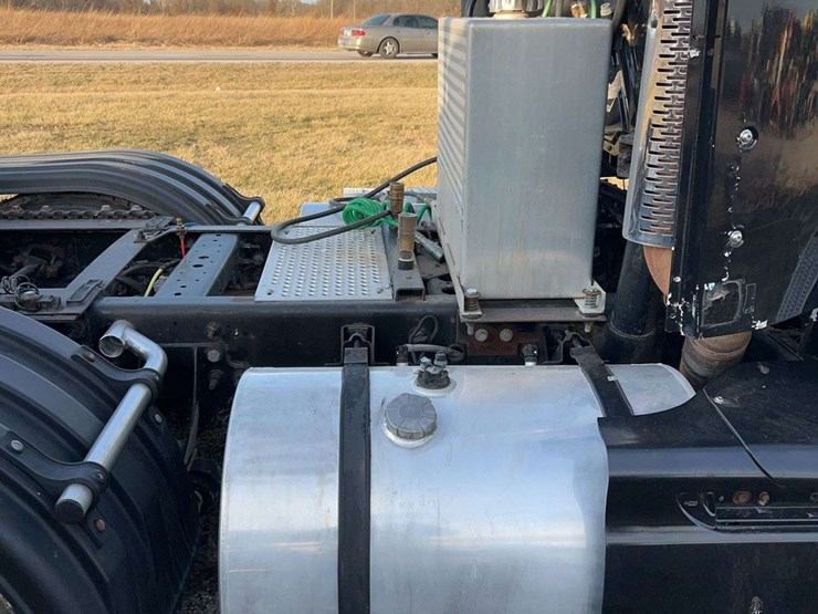 2015-international-prostar-image-7